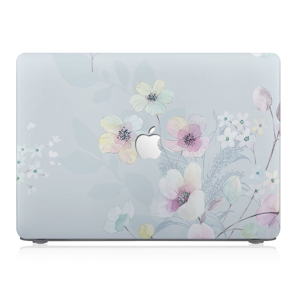 This lightweight, slim hardshell with Paisley design is easy to install and fits closely to protect against scratches