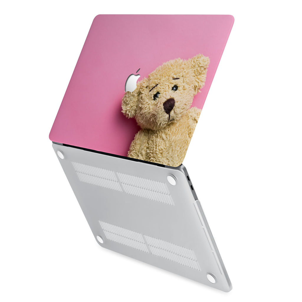 hardshell case with Bear design has rubberized feet that keeps your MacBook from sliding on smooth surfaces