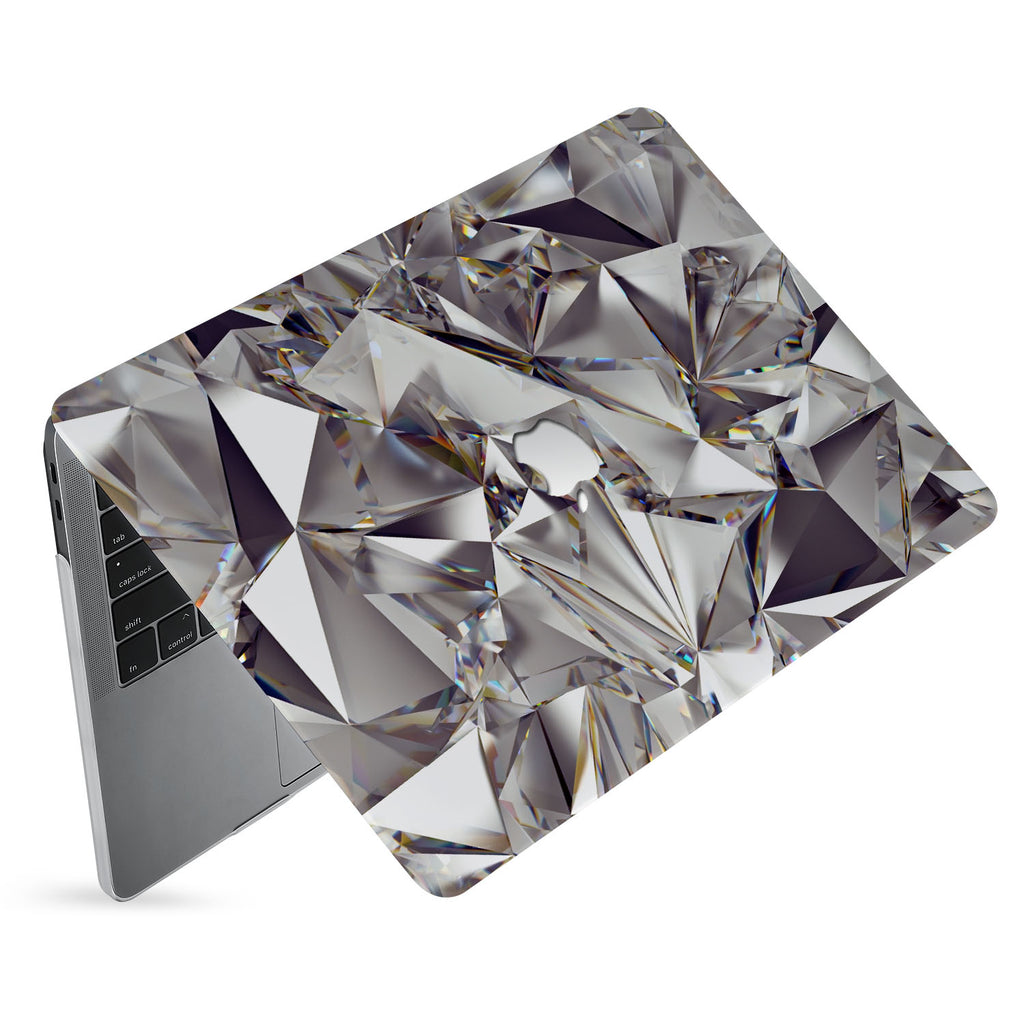 hardshell case with Crystal Diamond design has matte finish resists scratches